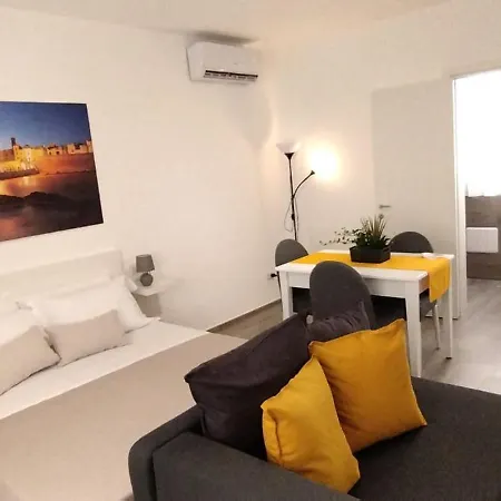 La Casa Di Pepp Monopoli