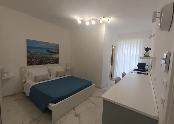 La Casa Di Pepp 게스트하우스 모노폴리